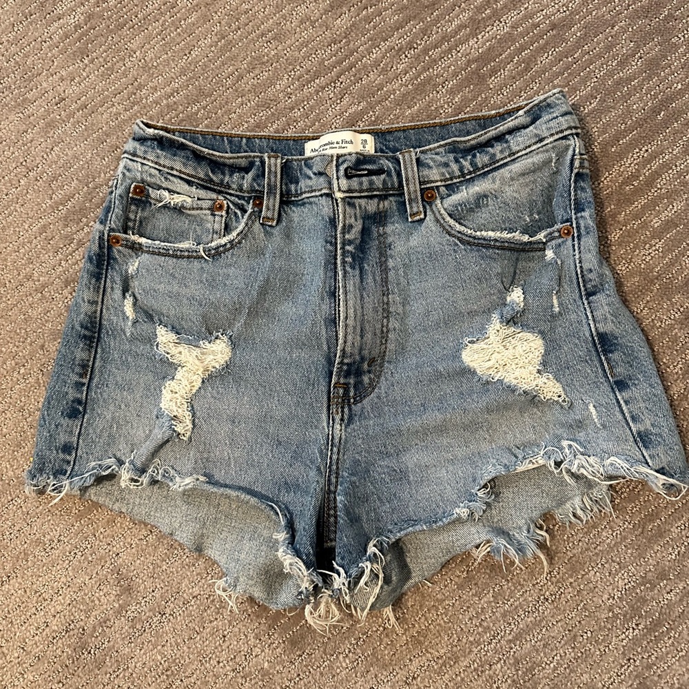 Abercrombie High Rise Mom Short